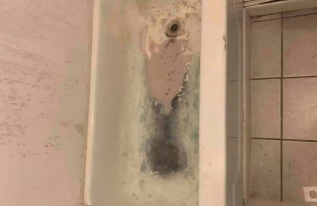 Full Bathtub Restoration before