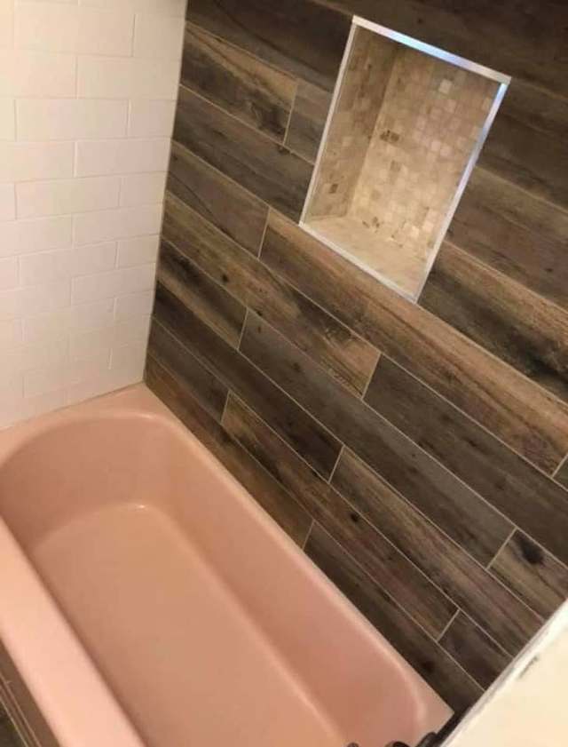 Bathtub & Wall Tile Restoration before