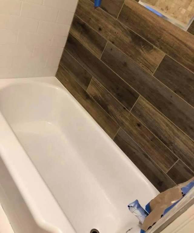 Bathtub & Wall Tile Restoration after